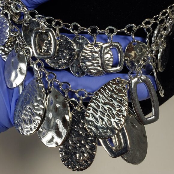 Polished  Silver tone Layered Textured, Hammered Discs Hoops Charms Necklace - Picture 9 of 10